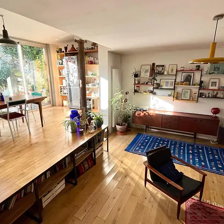 Manon Cormier Furnished Housee Сasa de vacaciones *